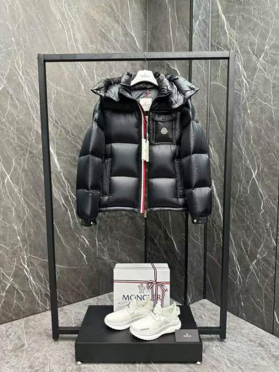 Picture of Moncler Down Jackets _SKUMonclersz1-68qx4036689